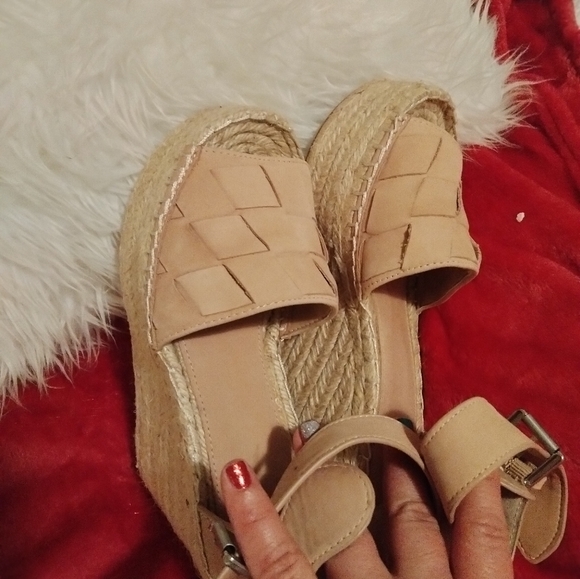 Marc Fisher Platform Espadrille Wedge - Picture 3 of 12